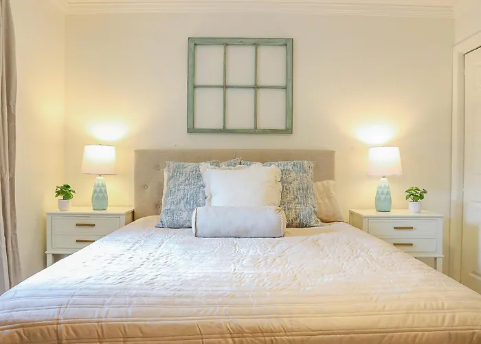Oxford Condo