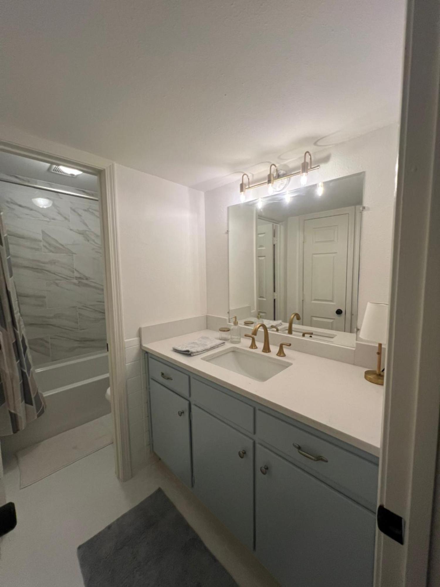 Oxford Condo Apartment